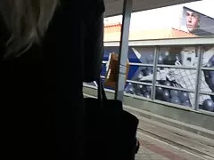 سرخ در حالی عکسهای سکسی زنان کون گنده که روی زمین دراز کشیده لعنتی می شود