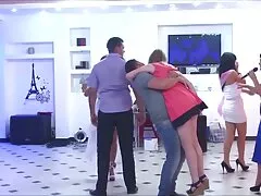 ورزش را دوست دارد عکس کس کون شهوانی طلسم داغ و طوفانی