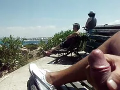 لیدیا عاشق برهنه شدن در ساحل است عکس کیردختر
